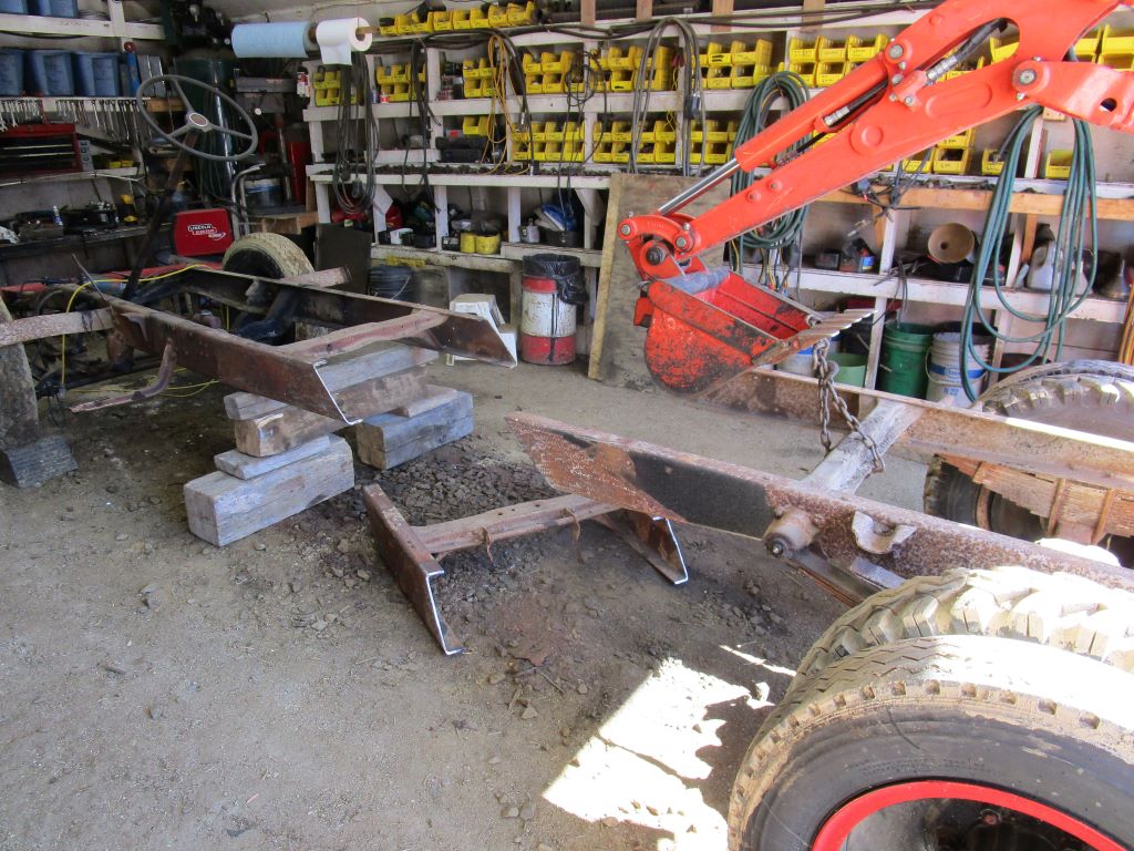 1938 Maple Leaf Truck repairs